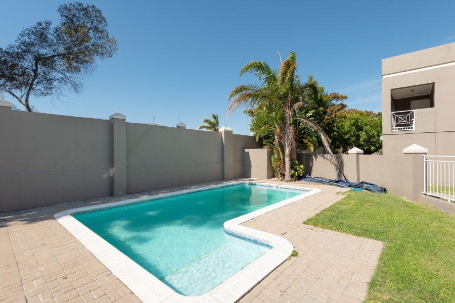 1 Bedroom Property for Sale in Parow North Western Cape